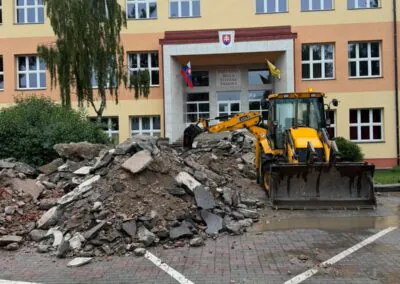 Home 36 Bagrovanie pri skole